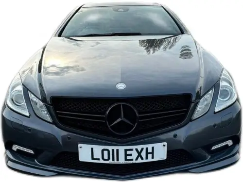 Mercedes-Benz E LO11 EXH