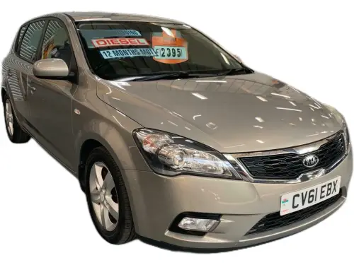 Kia Ceed 2 CRDi CV61 EBX