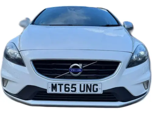 Volvo V40 MT65 UNG