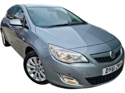 Vauxhall Corsa SE DY61 ZWM