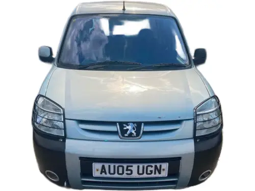 Peugeot Partner Comb Escapade HDi AU05 UGN