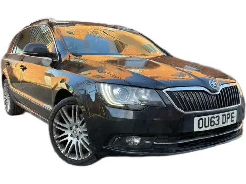 Škoda Superb Elegance TDI CR 4x4 S-A OU63 DPE