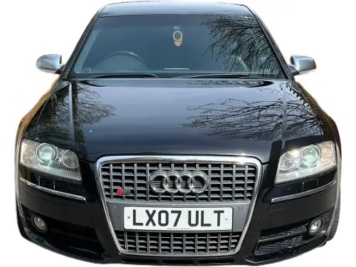 Audi A8 LX07 ULT