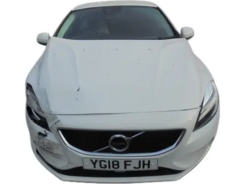 Volvo V40 YG18 FJH