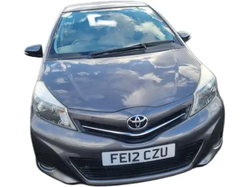 Toyota Yaris FE12 CZU
