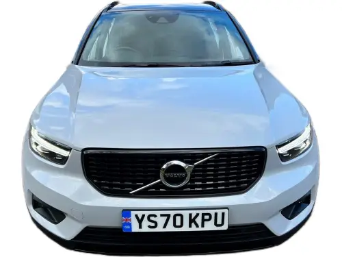 Volvo XC40 R-Design B4 MHEV Auto YS70 KPU