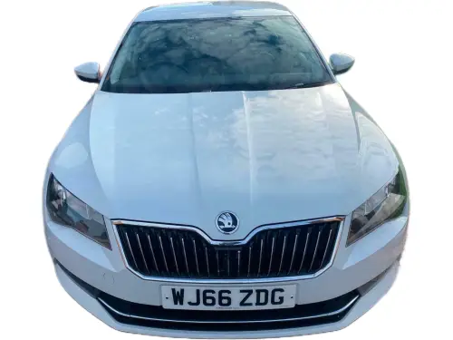 Škoda Superb SE TDI S-A WJ66 ZDG