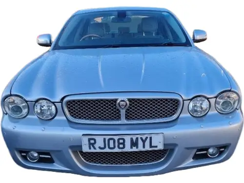 Jaguar XJ Sovereign Tdvi LWB A RJ08 MYL