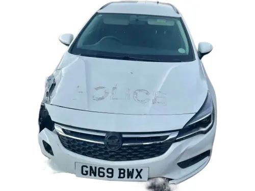Vauxhall Astra Design CDTi S/S GN69 BWX
