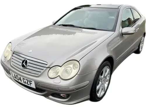 Mercedes-Benz C LA04 GZF