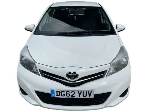 Toyota Yaris TR VVT-i DG62 YUV
