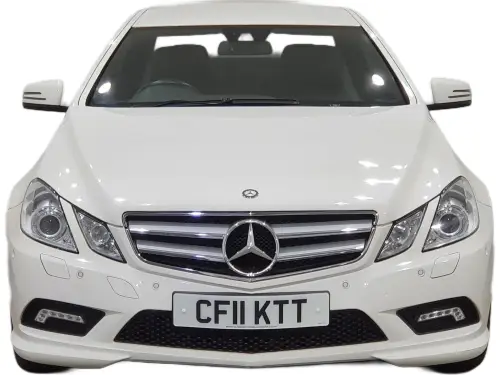 Mercedes-Benz E CF11 KTT