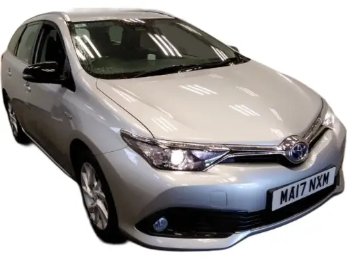 Toyota Auris MA17 NXM