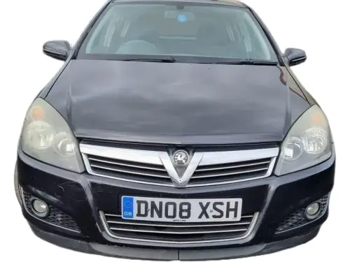 Vauxhall Astra DN08 XSH