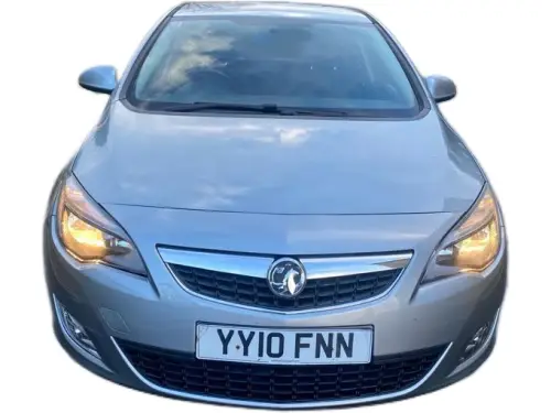 Vauxhall Astra YY10 FNN
