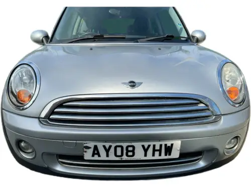 MINI Cooper Auto AY08 YHW