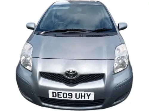Toyota Yaris DE09 UHY