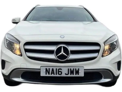Mercedes-Benz GLA NA16 JWW