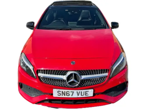 Mercedes-Benz A 200 D AMG Line Premium + A SN67 VUE