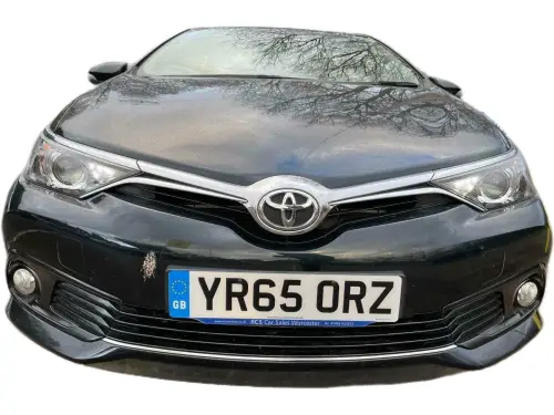 Toyota Auris YR65 ORZ