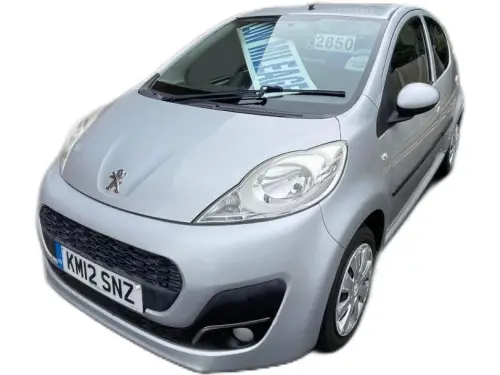 Peugeot 107 KM12 SNZ