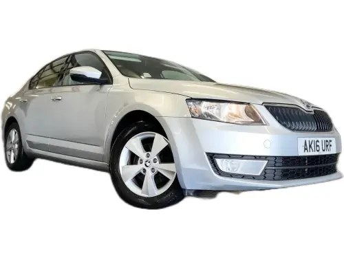 Škoda Octavia SE Business TDI AK16 URF