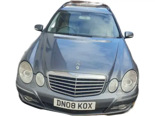 Mercedes-Benz E DN08 KOX