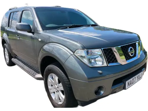 Nissan Pathfinder Aventura dCi NA07 YUJ