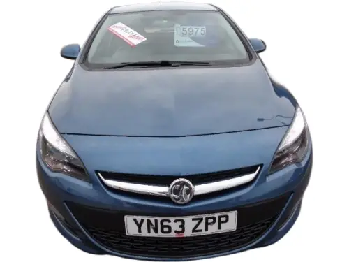 Vauxhall Astra YN63 ZPP