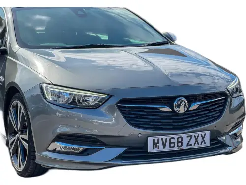 Vauxhall Insignia MV68 ZXX