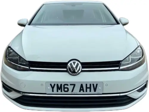 Volkswagen Golf YM67 AHV