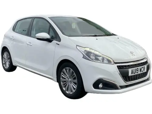 Peugeot 208 Signature S/S AU19 WCR