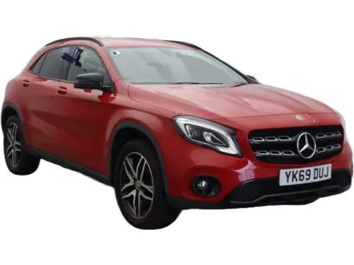 Mercedes-Benz GLA YK69 DUJ