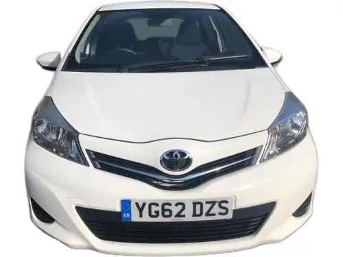 Toyota Yaris YG62 DZS