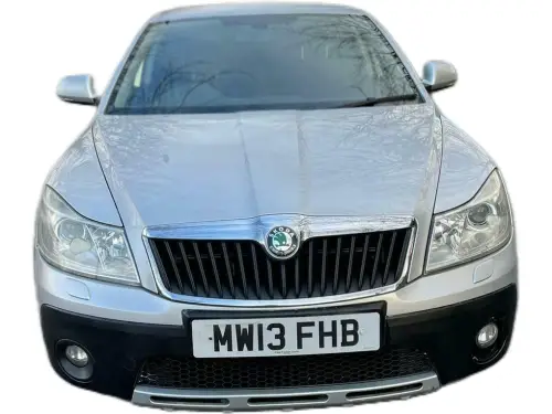 Škoda Octavia Scout TDI CR S-A MW13 FHB