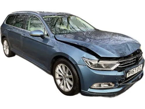 Volkswagen Passat RV67 UYZ
