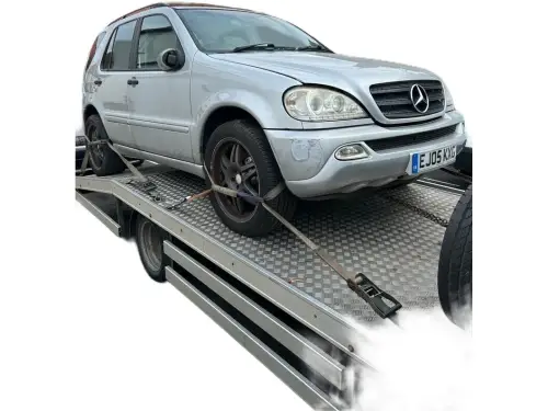 Mercedes-Benz ML EJ05 KXG