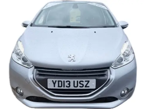Peugeot 208 YD13 USZ