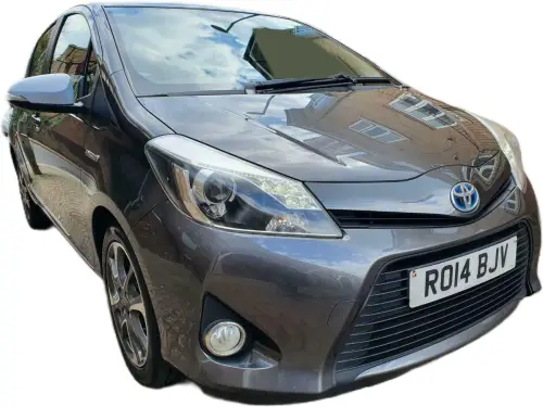 Toyota Yaris Hybrid Trend CVT RO14 BJV