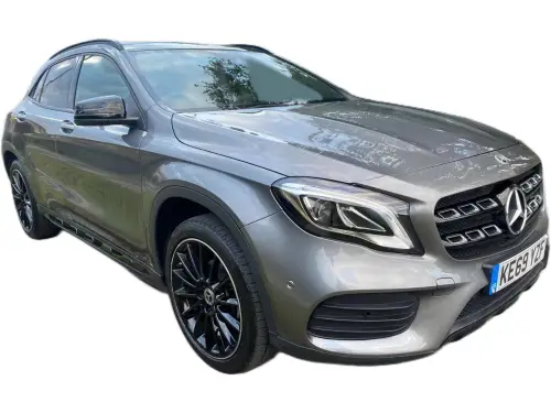 Mercedes-Benz GLA 200 AMG Line Edition + A KE69 YZF