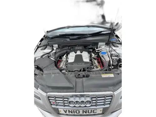 Audi S4 Avant VN10 NUC