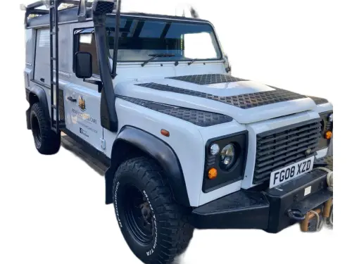 Land Rover Defender FG08 XZD