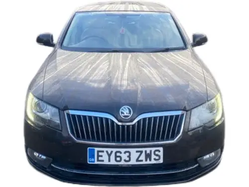 Škoda Superb EY63 ZWS