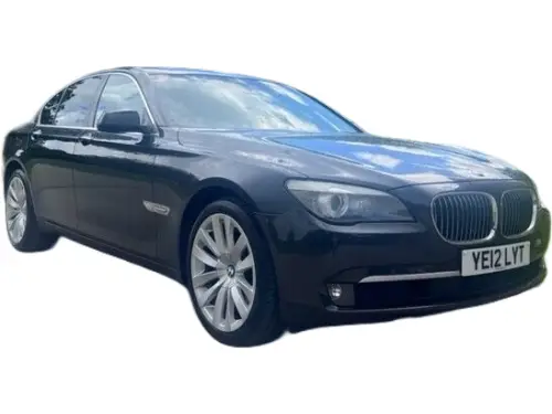 BMW 740 YE12 LYT