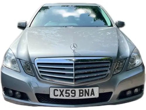 Mercedes-Benz E220 Blueef-CY SE CDI A CX59 BNA