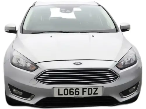 Ford Focus Titanium Auto LO66 FDZ