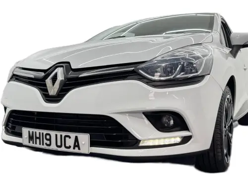 Renault Clio MH19 UCA