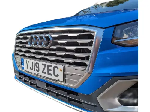 Audi Q2 YJ19 ZEC