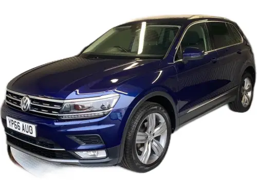 Volkswagen Tiguan YP66 AUO