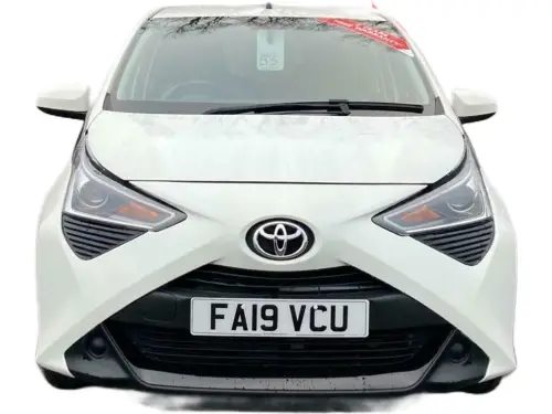 Toyota Aygo X-Play VVT-i FA19 VCU
